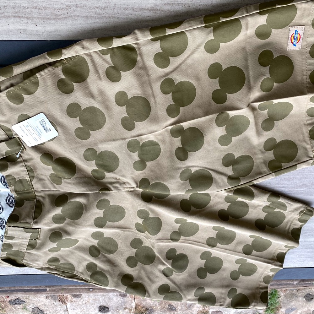 Disney Japan Dickies Shorts - Picture 5 of 6